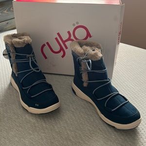 Rykä Women’s Boots size 7